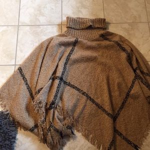 Morning lavender poncho